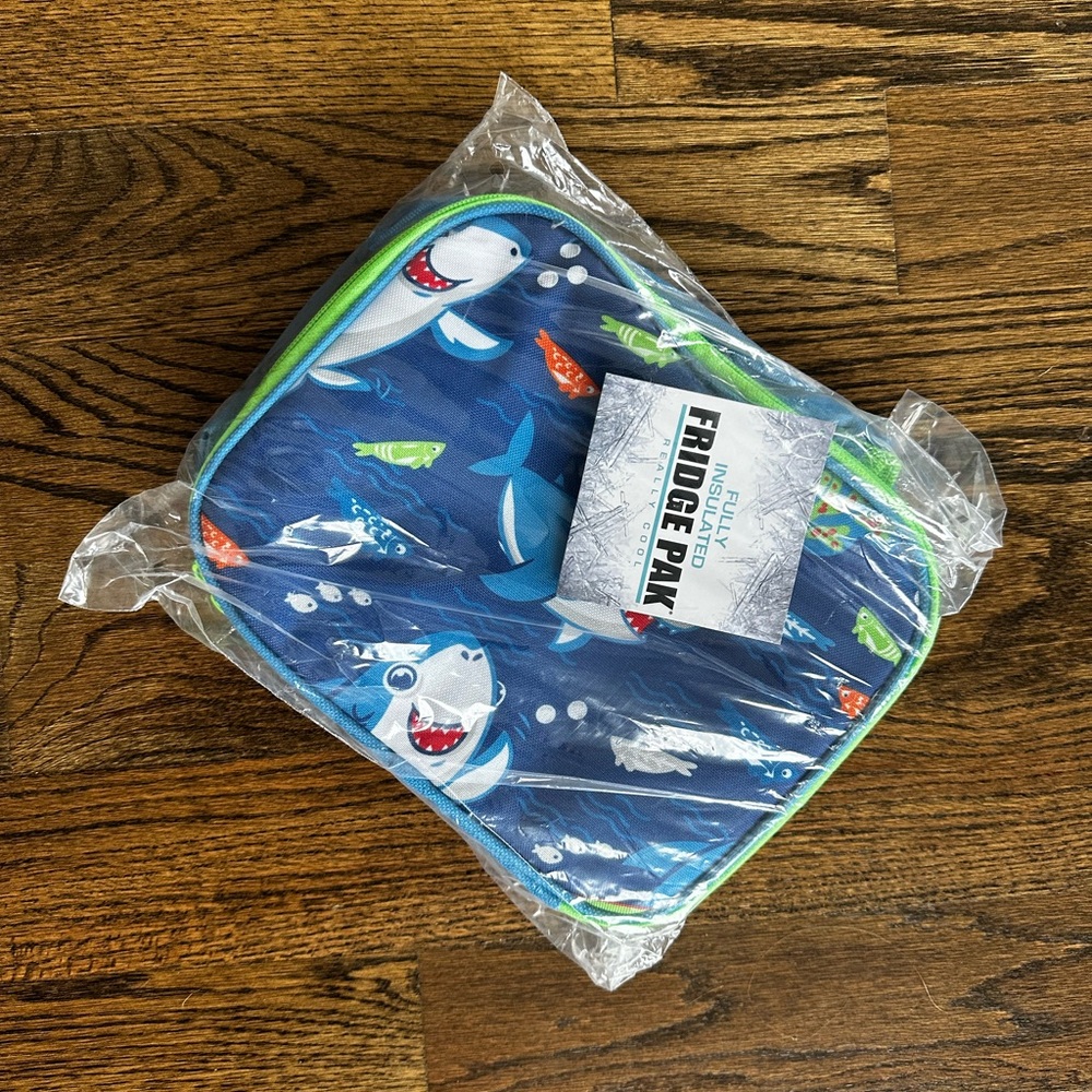 Brand New Shark Fully Insulated Kid’s Shark Lunchbox